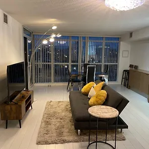  Appartement Cozy Open Concept 2br 2bath W/parking -jays/cn Canada